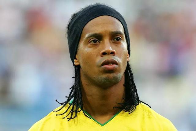 拉文36分公牛力克绿军3连胜 篮网送猛龙6连败