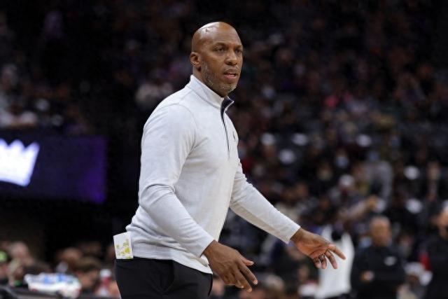 赵率舟发文告别江苏 将加盟上海上实三人男篮