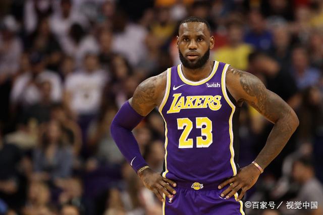 郭艾伦继续穿13号 广州队称赞他是年轻人榜样